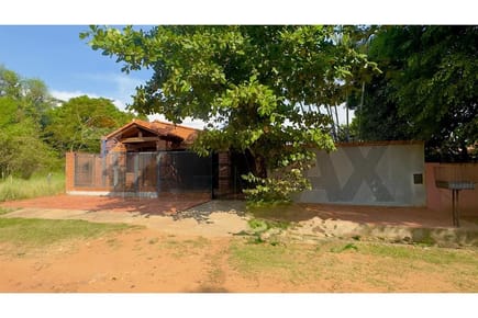 VENDO CASA EN LUQUE BARRIO YKAA