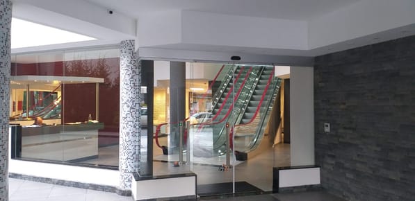 VENTA APARTAMENTO LA BLANQUEADA/LA COMERCIAL  3 DORMITORIOS, GARAJE.PRECIOSO!SE VENDE CON RENTA