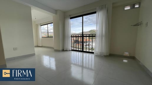 DEPARTAMENTO EN VENTA, COTA COTA