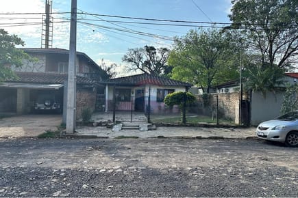 EN VENTA CASA ZONA ARTIGAS VIRGEN DE FATIMA ASUNCION 