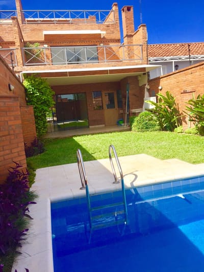 TRIPLEX ALQUILER , BARRIO MANORA - CARMELITAS