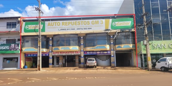 Vendo Edificio de 3 Plantas Con Sótano Para 20 Autos, Con Pozo Artesiano