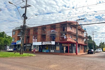Bloque de departamentos Venta Obligado Itapua 