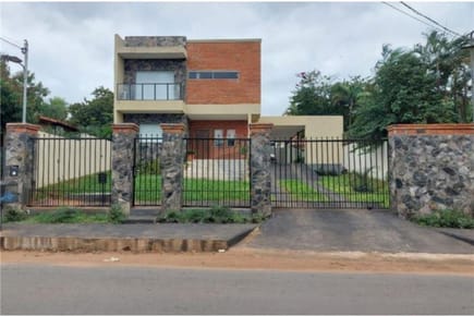 VENDO CASA EN LUQUE PRIMER BARRIO