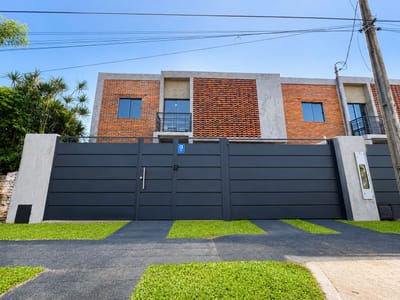 Vendo Duplex de 3 habitaciones en Luque Cuarto Barrio de fácil acceso 