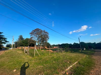 VENDO TERRENO EN ESQUINA - LUQUE 1140 M2