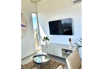 En Venta  Departamento de 1 Dormitorio en Petra Tower Totalmente Amoblado