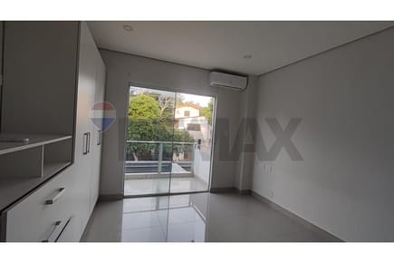 Moderno Dúplex en Laurelty, San Lorenzo