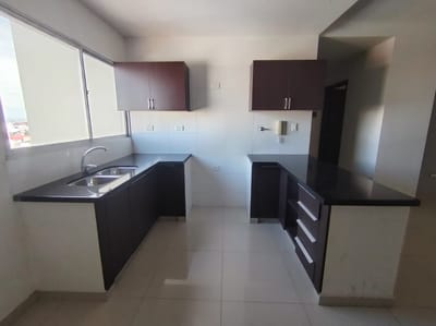 BONITO Y AMPLIO DEPARTAMENTO DE 2 DORMITORIO  CONDOMINIO TORRES INGAVI