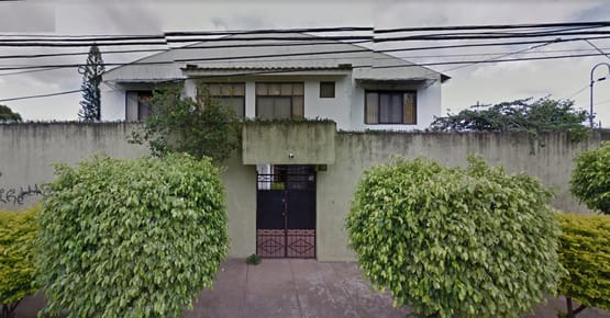 Oficinas bien ubicadas, 9 ambiente, 2 areas multifuncionales dos plantas garaje 