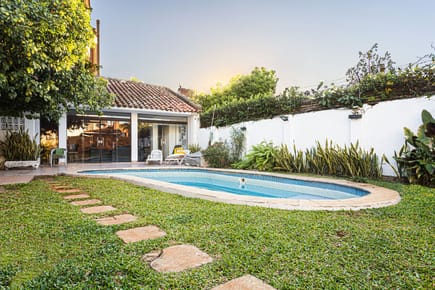 En Venta Residencia - Barrio Las Mercedes 