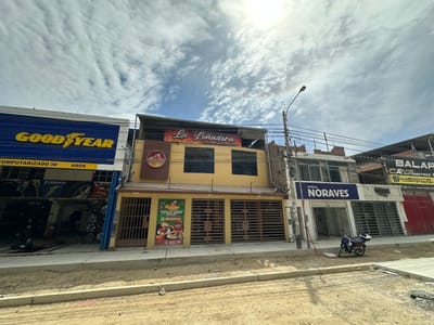 Local Comercial  En Venta Av. Grau - Piura 