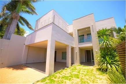 Residencia-Venta-Isaac Kostianovsky, Los Laureles, Asunción