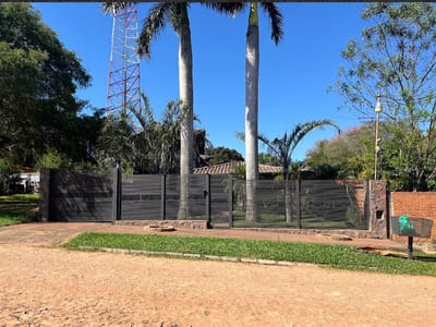 Vendo casa lujosa en Limpio