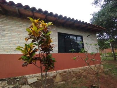 VENDO CASA  EN EMBOSCADA