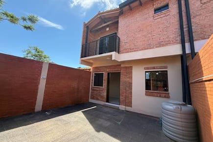 Dúplex-Venta-Jazmin entre Floresta y Resedad, Laurelty, Luque, Central