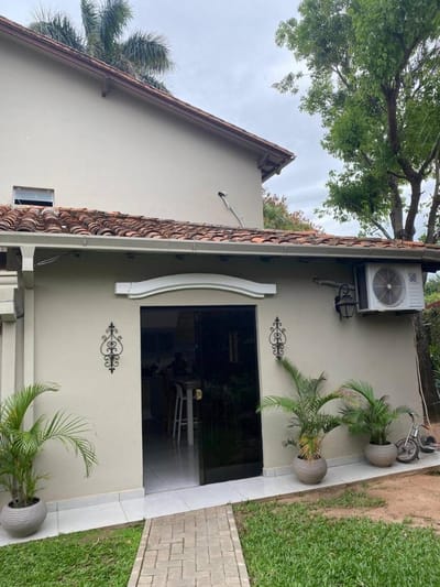 VENDO HERMOSA CASA COLONIAL 