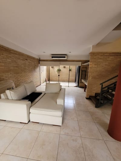 Dúplex en Venta – Fernando de la Mora