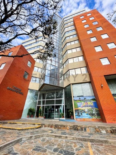 EN ALQUILER. Casa en condominio. ZONA NORTE