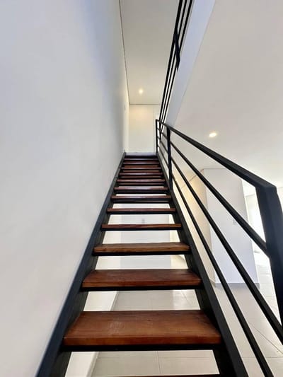 DUPLEX A ESTRENAR EN 1ER BARRIO DE LUQUE A METROS DE RUTA LUQUE -  . ID 39432