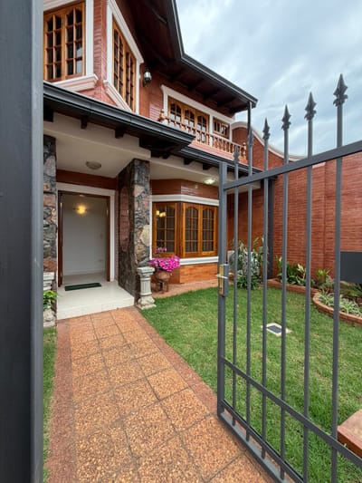 ALQUILO CASA EN BARRIO YCUA SATI