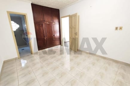En alquiler casa para oficina o uso comercial