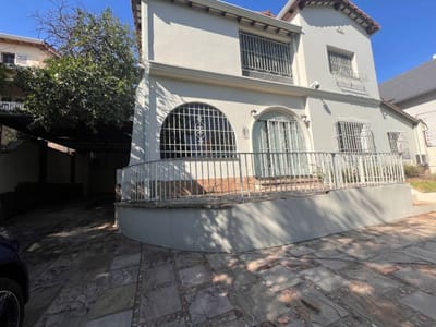 VENDO PROPIEDAD PARA INVERSIONISTA SOBRE AV. MARISCAL LOPEZ