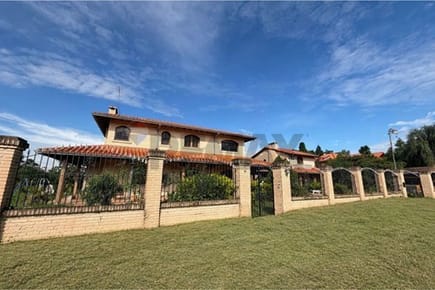 Casa - Venta - Mariano Roque Alonso, Central, Paraguay