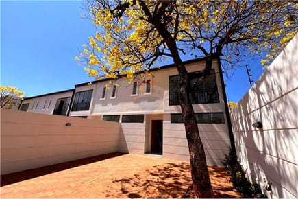 Dúplex a Estrenar en Venta en Loma Merlo