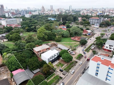 TERRENO EN VENTA 2DO ANILLO AV. CENTENARIO