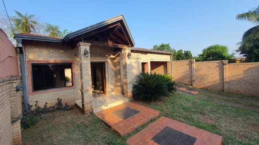 Vendo Casa En Limpio Zona Montaña Alta
