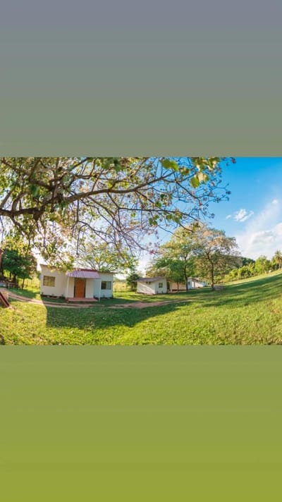 VENDO POSADA TURISTICA EN PARAGUARI LLAVE EN MANO