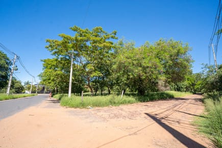 terreno zona Yacth (8.348 m2)