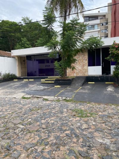 ALQUILO OFICINA EN BARRIO LAS MERCEDES
