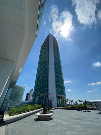 OFICINA DE LUJO A ESTRENAR EN CENTRO EMPRESARIAL MANZANA 40