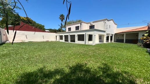 VENDO CASA EN LUQUE 