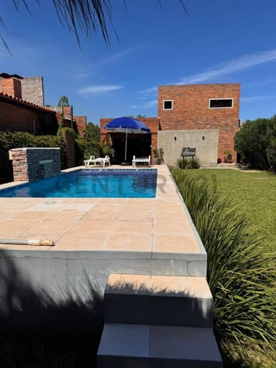 EN VENTA CASA EN BARRIO CERRADO EL CORTIJO