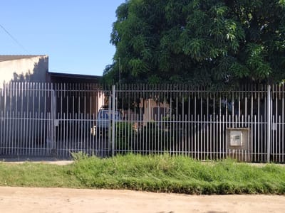 Economica Casa en Venta Zona Noreste