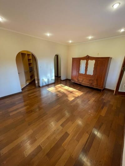 Vendo casa de 5 habitaciones barrio Las Lomas Asuncion (Z/ Shopping del Sol)