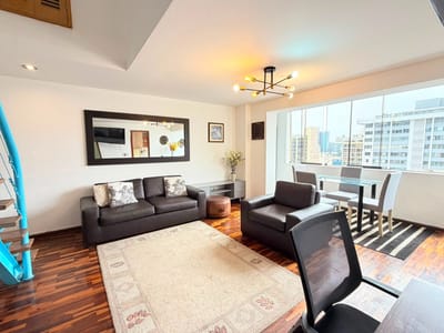 Exclusivo Dúplex Tipo Casita En Miraflores – Av. Benavides Cdra. 4