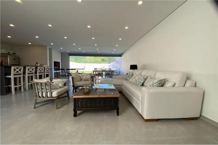 VENTA CASA AMOBLADA EN SAN BERNARDINO