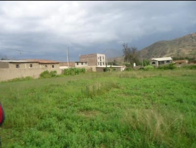 SE VENDE TERRENO EN CARAZ  IDEAL HOTEL O CENTRO TURISTICO