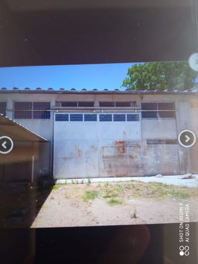 DUEÑO VENDE GALPÓN Y COCHERAS