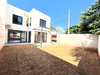 DUPLEX A ESTRENAR