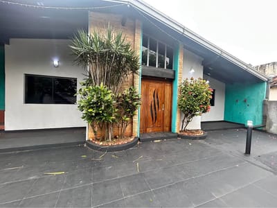 Casa - Alquiler - Encarnación, Itapúa, Paraguay