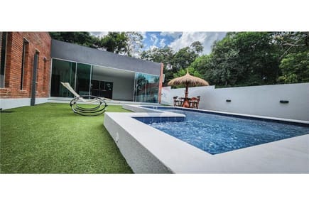 Casa - Alquiler - San Bernardino, Paraguay