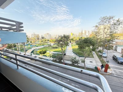 LINDO DEPARTAMENTO FRENTE A PARQUE