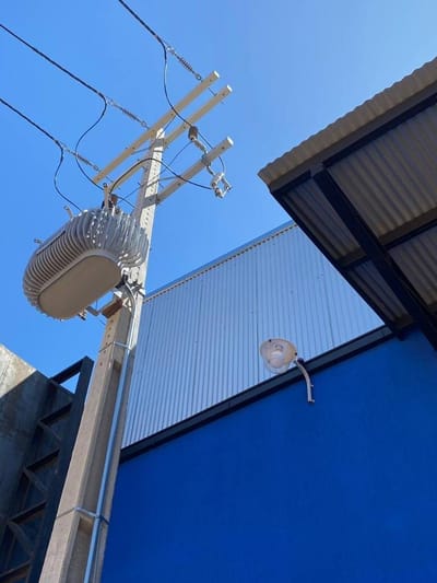 VENDO DEPÓSITO CON SHOWROOM EN MARIANO ROQUE ALONSO, A METROS DE LA TRANSCHACO