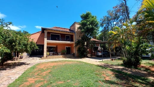 Vendo Amplia y Cómoda Residencia en San Bernardino, Centro 