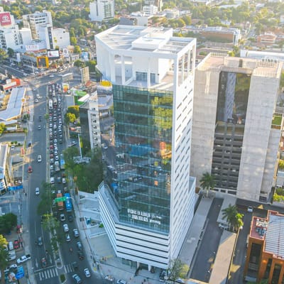VENDO OFICINA CORPORATIVA- THE PLUS BUSINESS CENTER 